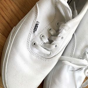 Vans Authentic Skate Shoe